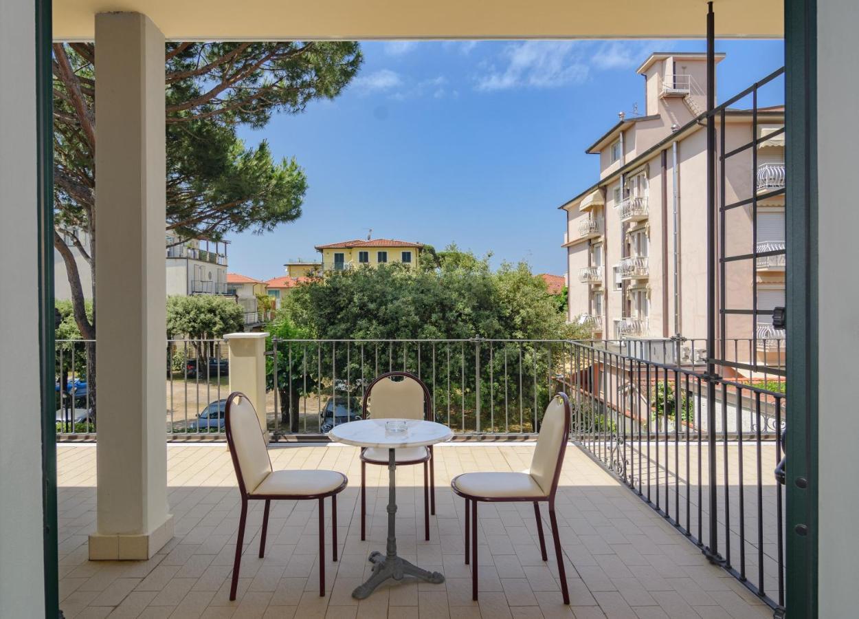 Hotel Apuana Marina di Pietrasanta Eksteriør billede