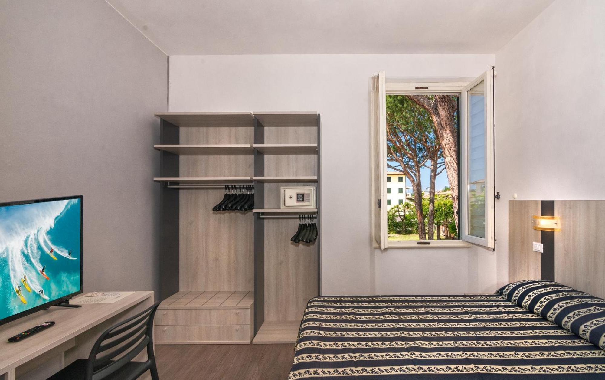 Hotel Apuana Marina di Pietrasanta Eksteriør billede