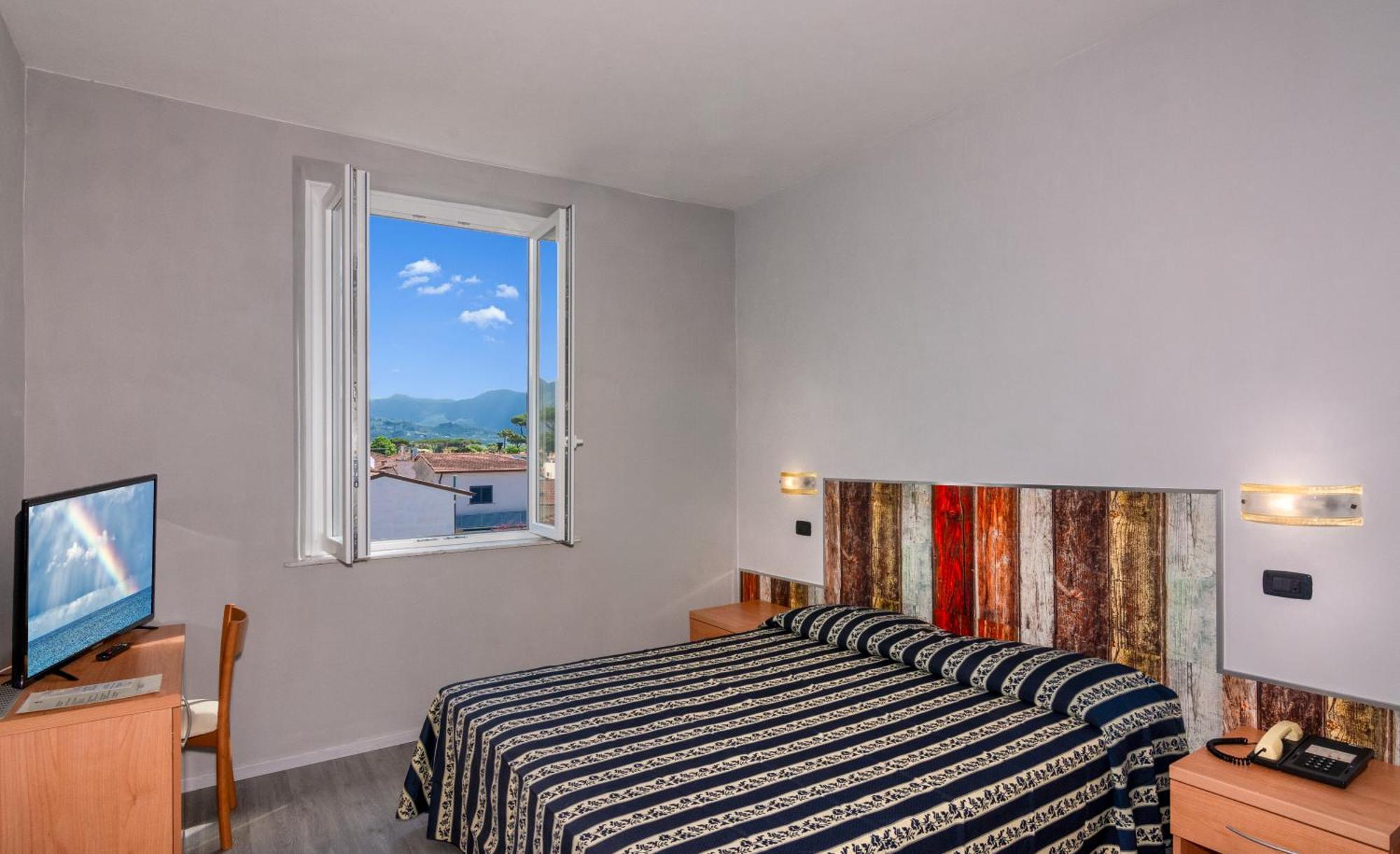 Hotel Apuana Marina di Pietrasanta Eksteriør billede